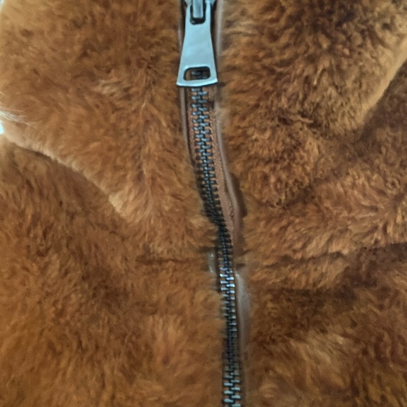 Faux fur bomber jacket - Picture 4 of 9